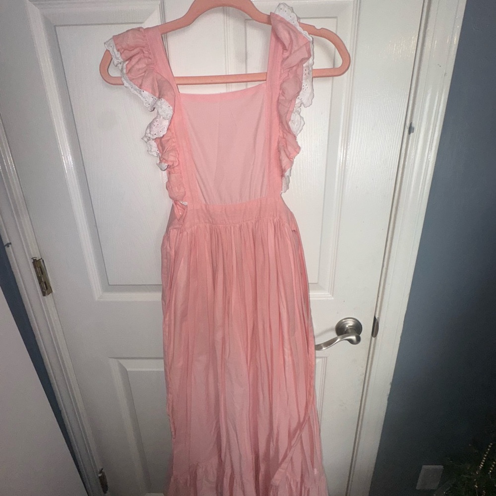 Well Dressed Wolf Pink Ruffled Sleeveless Dress